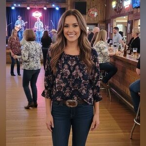 Knox Rose Floral Top - Pink and Navy Size Small